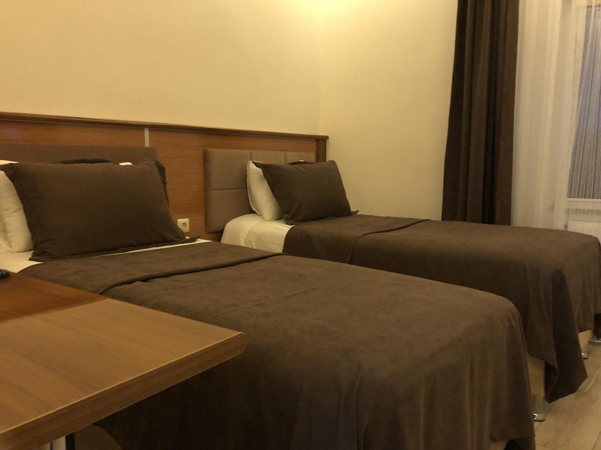 Gulistan Hotel Zara Exterior photo